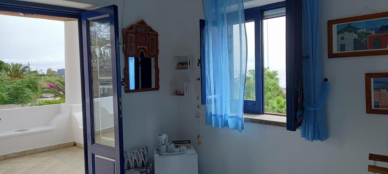 The Lighthouse Room Стромболи Экстерьер фото